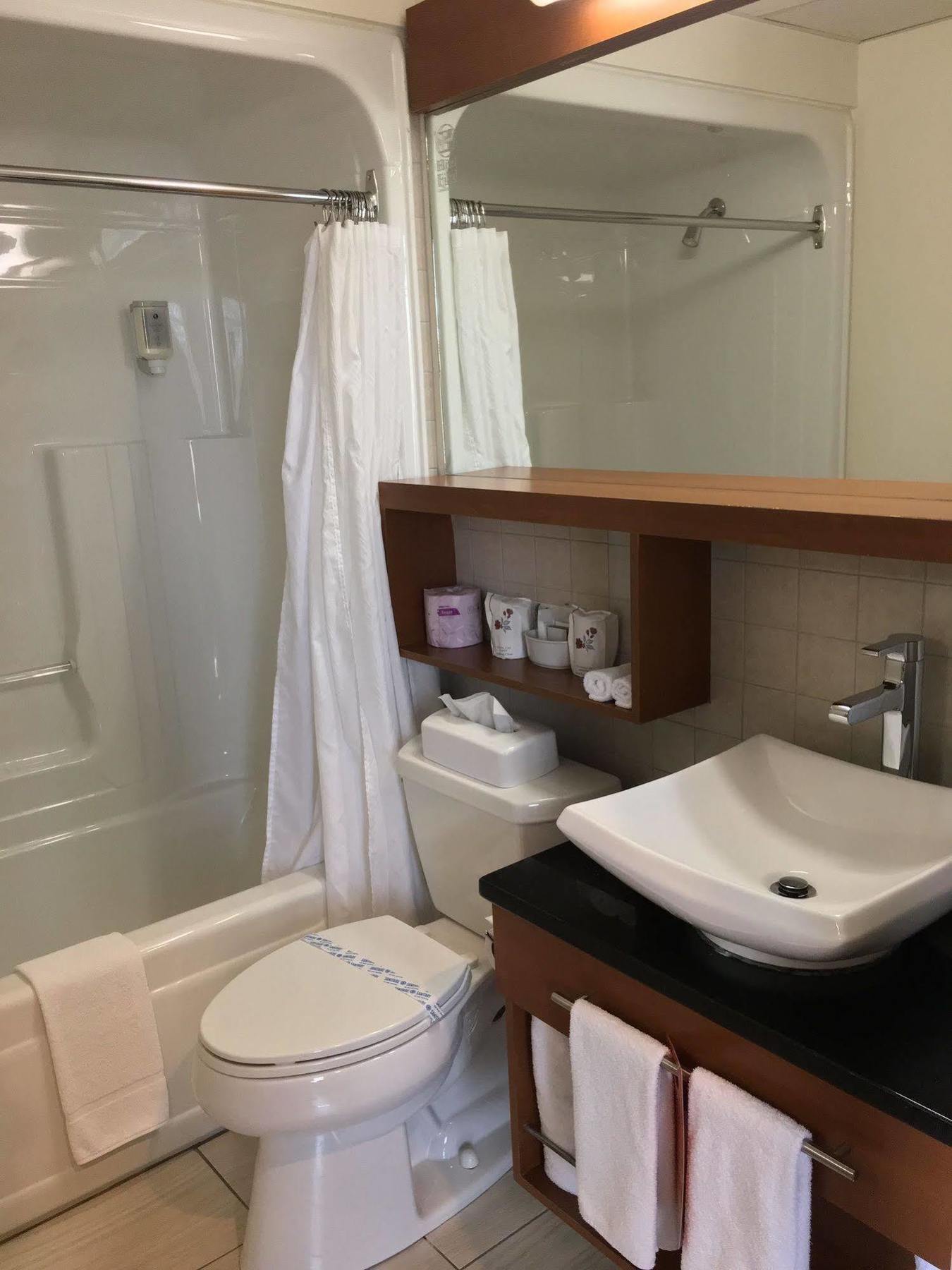 Chicoutimi Hotel Du Fjord מראה חיצוני תמונה